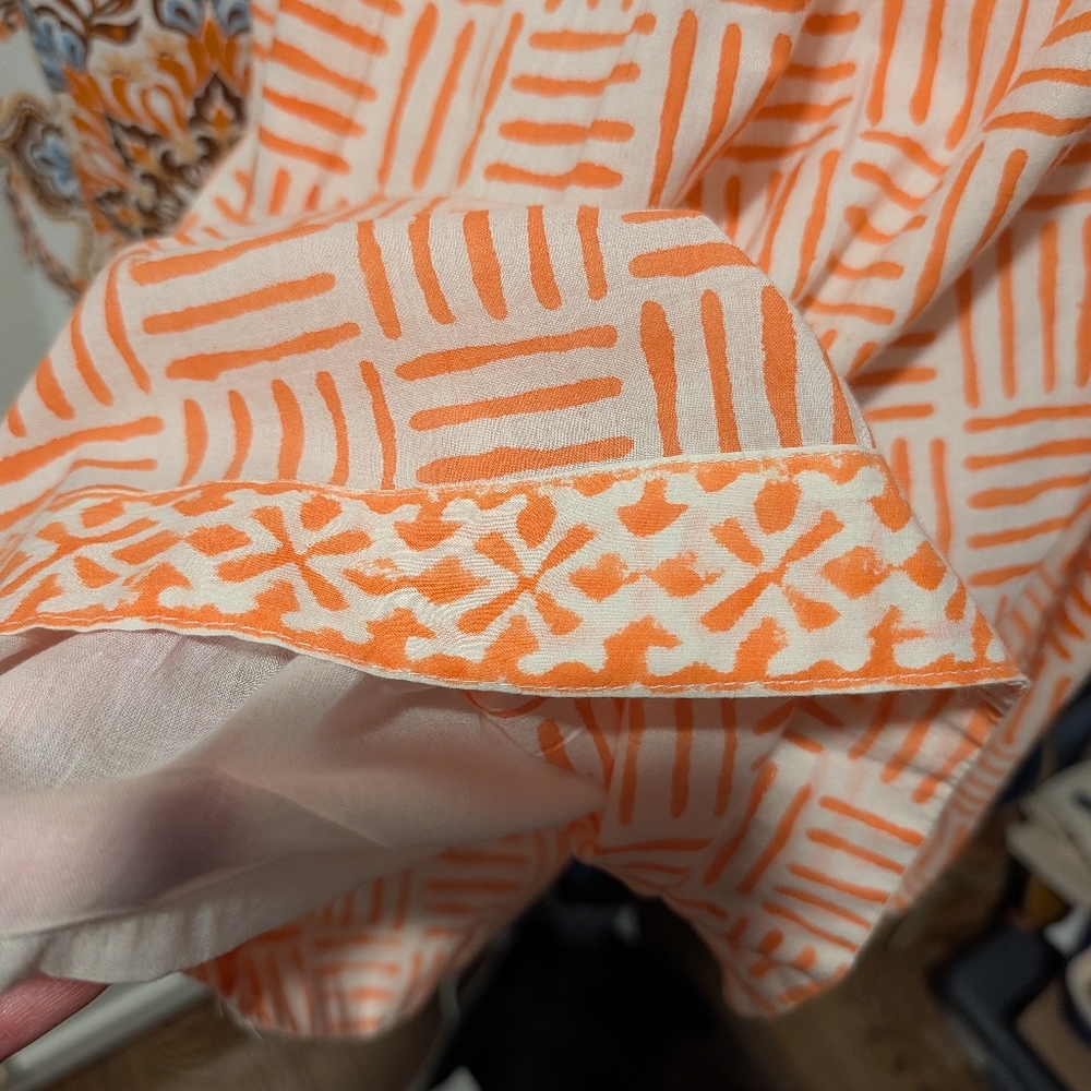 Women's Peach Geometric Maxi Dress - Picture 3 of 3